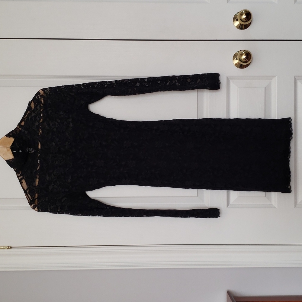 Black stretch lace dress by Moda